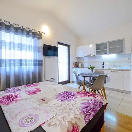 Stela Apartments Zablaće Extérieur photo